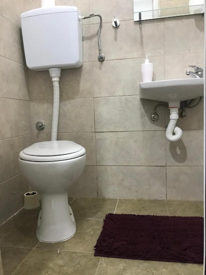 Soba Milojkovic Apartment Golubac Bagian luar foto