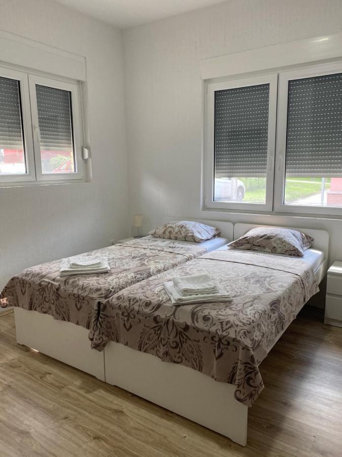 Soba Milojkovic Apartment Golubac Bagian luar foto